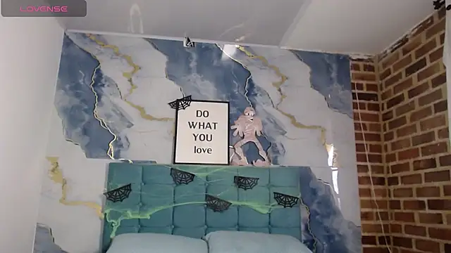 esmeralda-bk online show from October 2025 07:36:02 PM