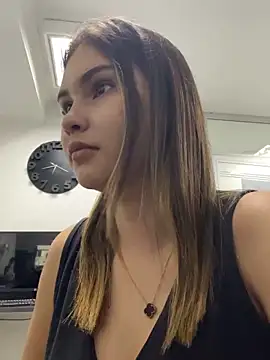 Snapshot of Aitana_Hilton_ chatting on March 2025 11:42:02 AM Aitana Hilton online show from March 2025 11:42:02 AM