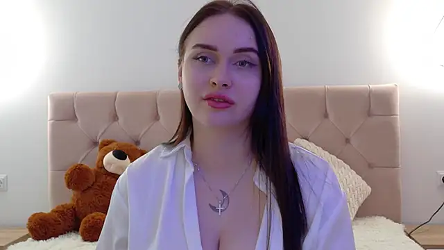Snapshot of Lilliana_Moon chatting on March 2025 09:56:02 AM Lilliana Moon online show from March 2025 09:56:02 AM