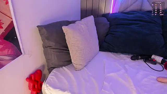 SabrinaSpell  online show from February 2025 06:01:02 PM