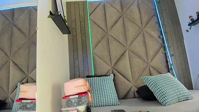 SabrinaSpell  online show from December 2025 11:39:02 AM