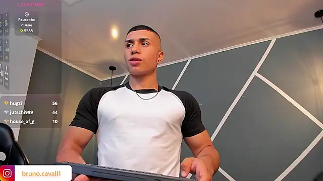 bruno cavalli online show from April 2026 05:17:01 PM