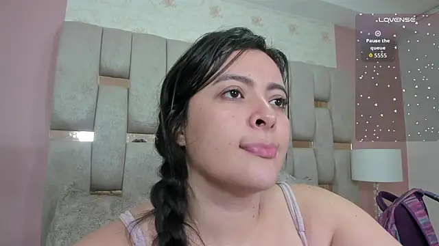 carla woods online show from September 2025 09:59:02 PM