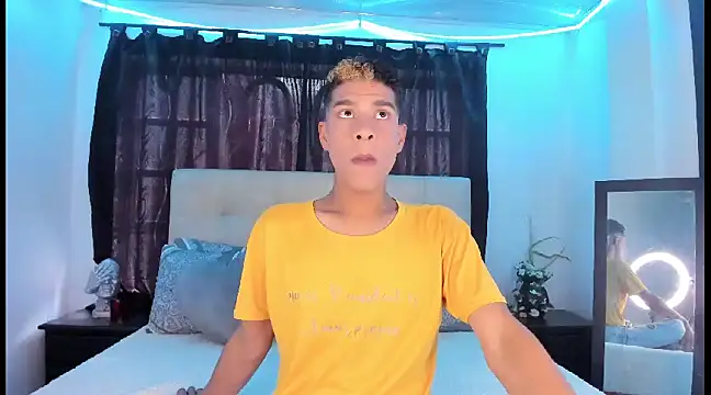 Ethan Boyy online show from January 2025 05:28:02 PM