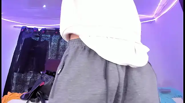 Ethan Boyy online show from January 2025 05:06:01 PM