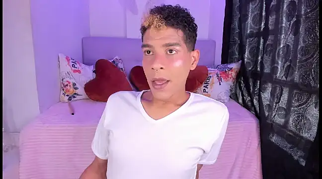 Ethan Boyy online show from February 2025 06:35:02 PM