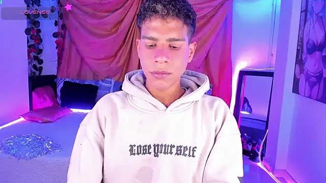 Ethan Boyy online show from October 2025 11:17:02 PM