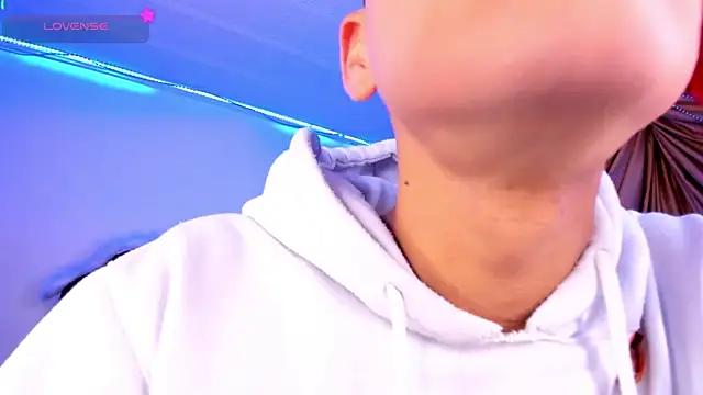 Ethan Boyy online show from November 2025 10:23:02 PM