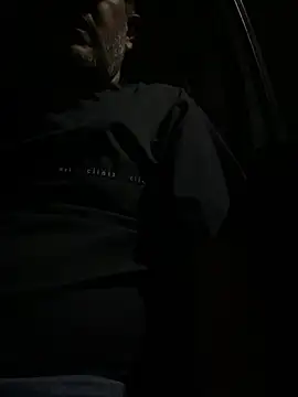 Snapshot of Inglphons chatting on February 2025 03:45:01 AM Inglphons online show from February 2025 03:45:01 AM