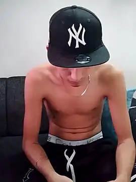 Latinos 2001 online show from January 2025 12:39:01 PM