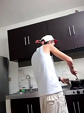 Latinos 2001 online show from January 2025 06:13:01 PM