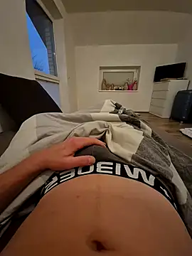 Feuer boy online show from January 2025 04:15:01 PM