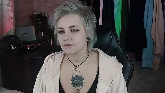 EvaBrownie online show from January 2025 11:51:02 AM