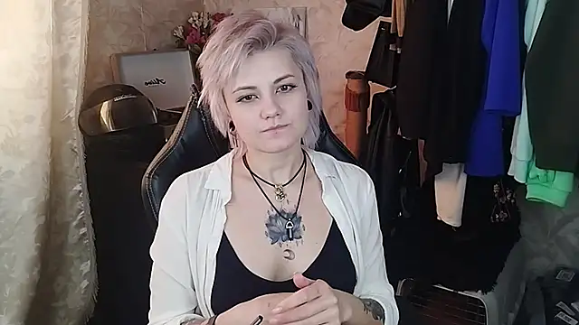 EvaBrownie online show from February 2025 11:33:01 AM