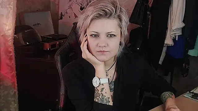 EvaBrownie online show from March 2025 11:47:02 AM