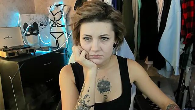 EvaBrownie online show from September 2025 10:26:02 AM