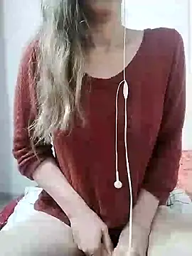 Snapshot of Sophy666 chatting on February 2025 04:14:02 AM Sophy666 online show from February 2025 04:14:02 AM