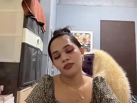 SophiaCourthaway online show from November 2025 03:58:01 PM