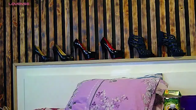 Tory Lovi online show from February 2026 04:55:01 AM