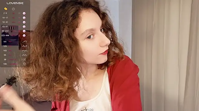 Snapshot of Leya_Curly chatting on January 2025 09:57:02 AM Leya Curly online show from January 2025 09:57:02 AM