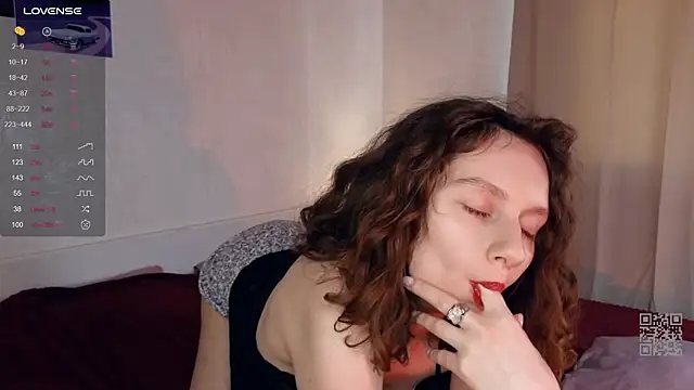 Snapshot of Leya_Curly chatting on February 2025 01:17:02 PM Leya Curly online show from February 2025 01:17:02 PM