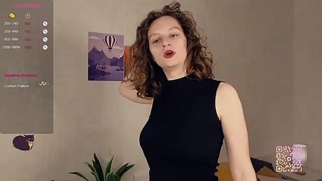 Snapshot of Leya_Curly chatting on September 2025 02:19:01 PM Leya Curly online show from September 2025 02:19:01 PM