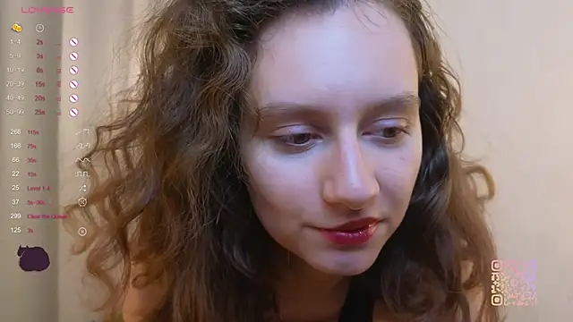 Snapshot of Leya_Curly chatting on November 2025 04:20:01 PM Leya Curly online show from November 2025 04:20:01 PM