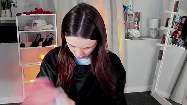 Sahara Shields online show from April 2026 07:47:02 AM