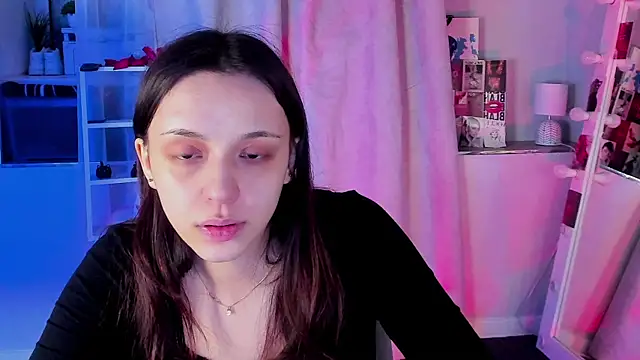 Sahara Shields online show from April 2026 09:26:02 AM