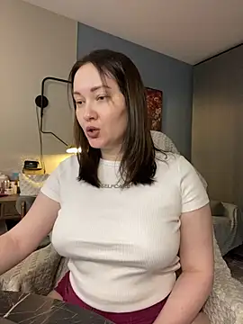 Kiss My Body online show from November 2025 04:17:01 PM