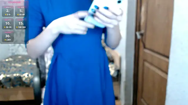 LauraBlan online show from December 2024 07:11:01 PM