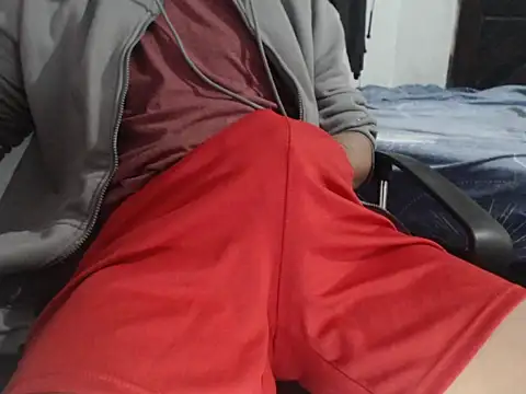 Snapshot of rodrigoalcantara chatting on June 2026 10:01:02 PM rodrigoalcantara online show from June 2026 10:01:02 PM