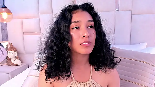 Tamara palacios online show from February 2025 04:39:02 PM