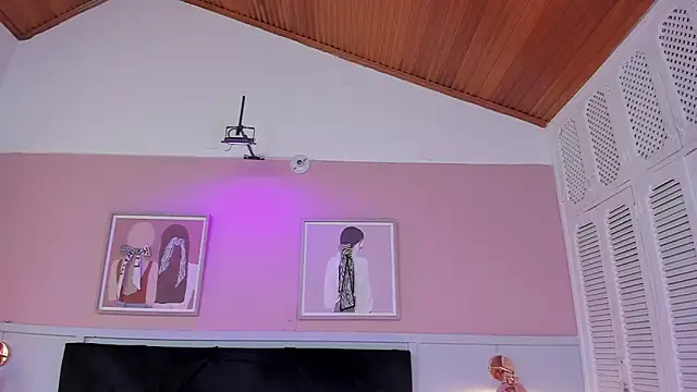 janna lopez  online show from September 2025 03:30:01 AM