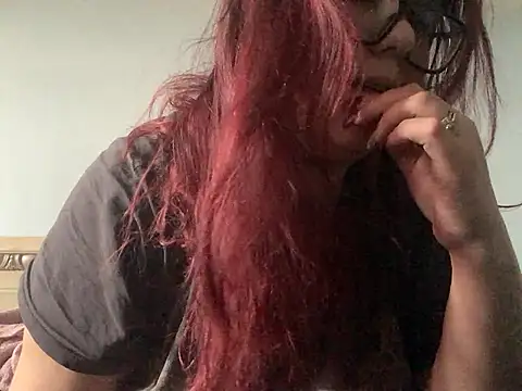sexyinred200 online show from January 2025 02:50:01 PM