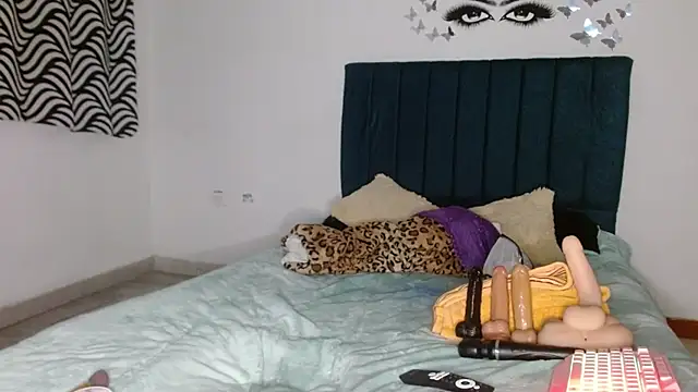 Snapshot of Keyler_True18 chatting on October 2025 01:24:01 AM Keyler True18 online show from October 2025 01:24:01 AM