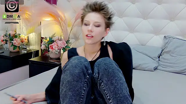 via mayer  online show from February 2025 03:33:01 AM