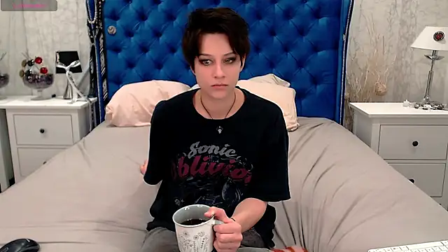 via mayer  online show from December 2025 04:21:01 AM