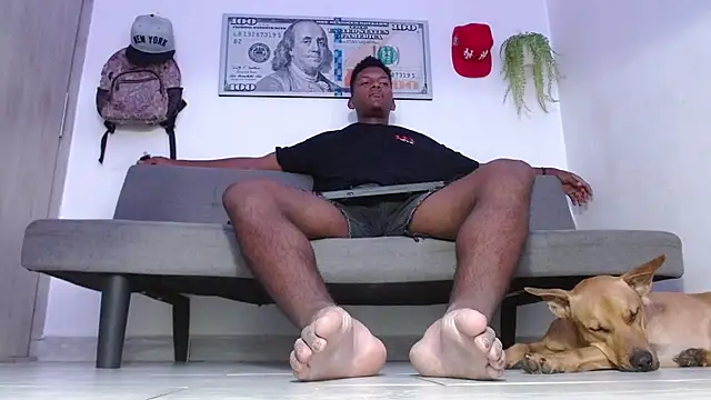 Snapshot of Master_foot_ chatting on May 2026 05:31:02 PM Master foot online show from May 2026 05:31:02 PM