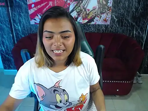 madelein m online show from February 2025 07:02:01 PM
