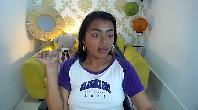 madelein m online show from March 2025 01:32:02 AM