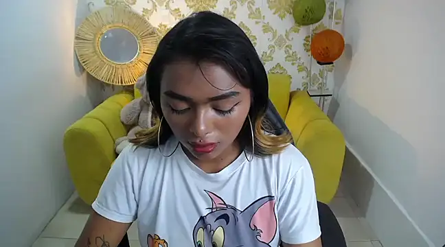 madelein m online show from March 2025 03:38:02 PM