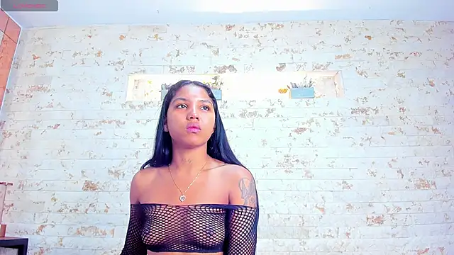 pocahontas pow online show from October 2025 12:13:02 PM