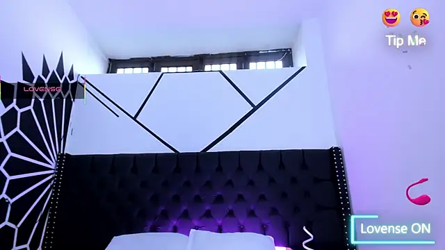 EthaanCox online show from October 2025 09:17:02 PM