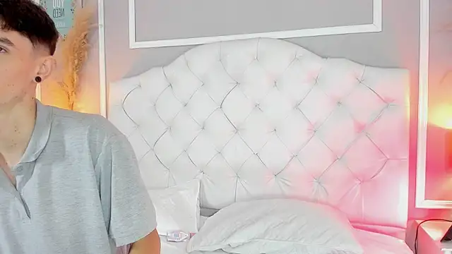 connor and angel online show from January 2025 04:30:01 PM