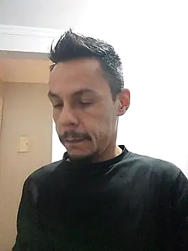 Santanacumxplod online show from September 2025 01:38:02 AM