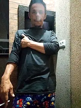 Santanacumxplod online show from November 2025 01:50:01 AM