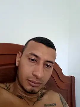 DrakeVega online show from February 2025 08:00:01 PM