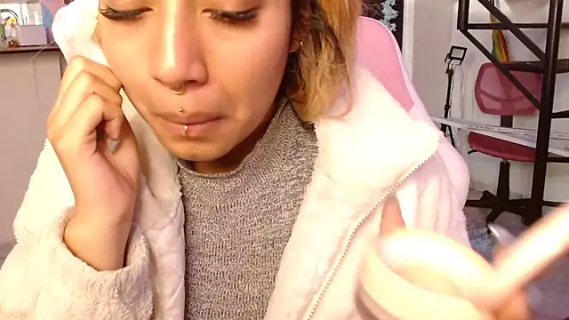 amelieess online show from February 2025 11:55:01 AM