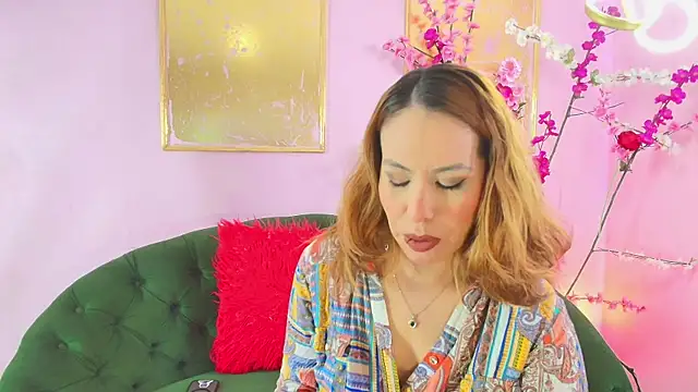 scarlette69 online show from December 2025 07:44:01 PM